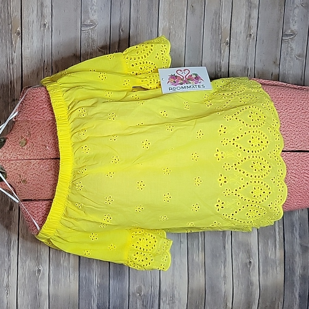 Nwt Roommates Off the Shoulder Blouse